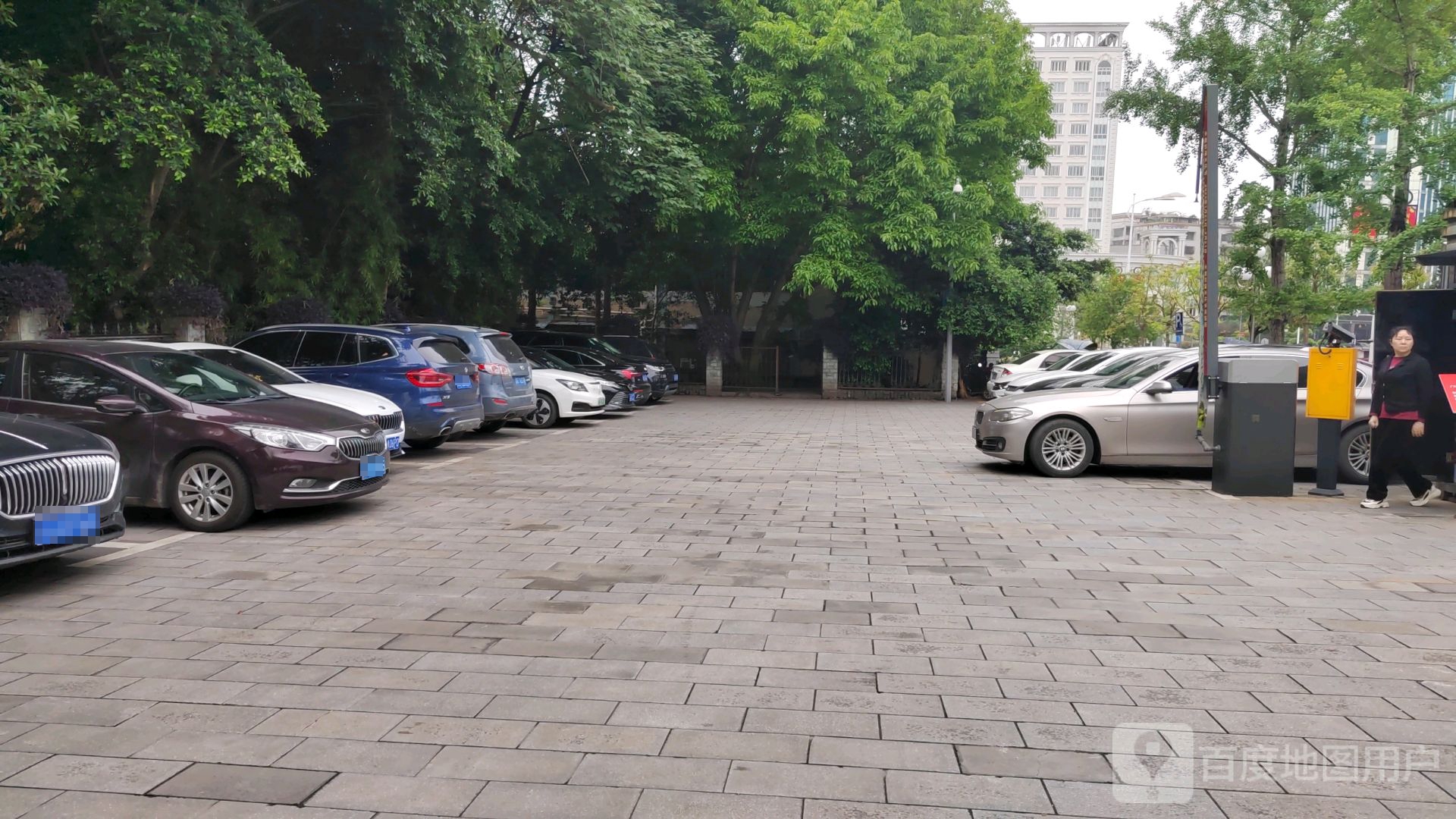 朝华文化公园-停车场