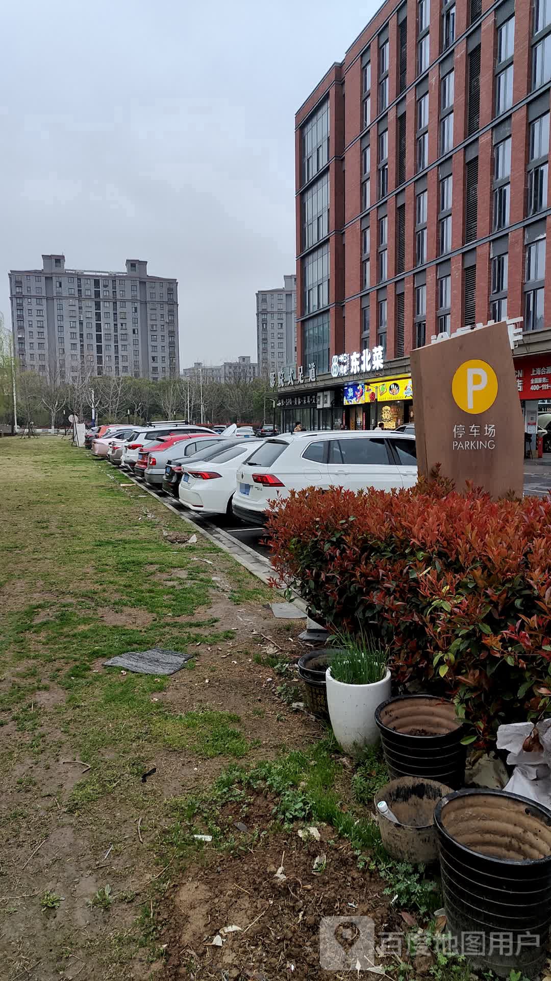 罗南派出所东侧-地下停车场