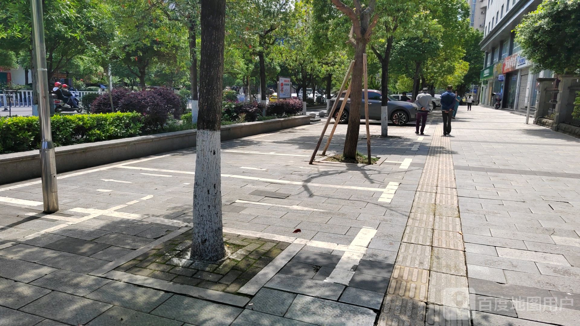 重庆市丰都县红十字医院-停车场
