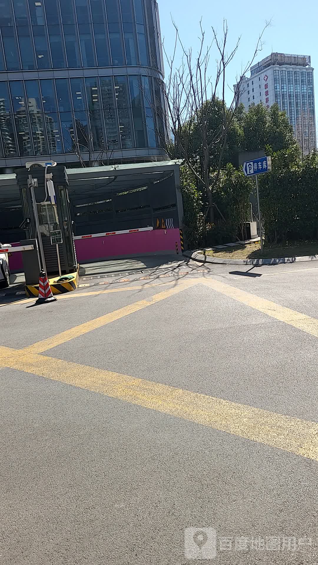 金融街融泰中心-地下停车场