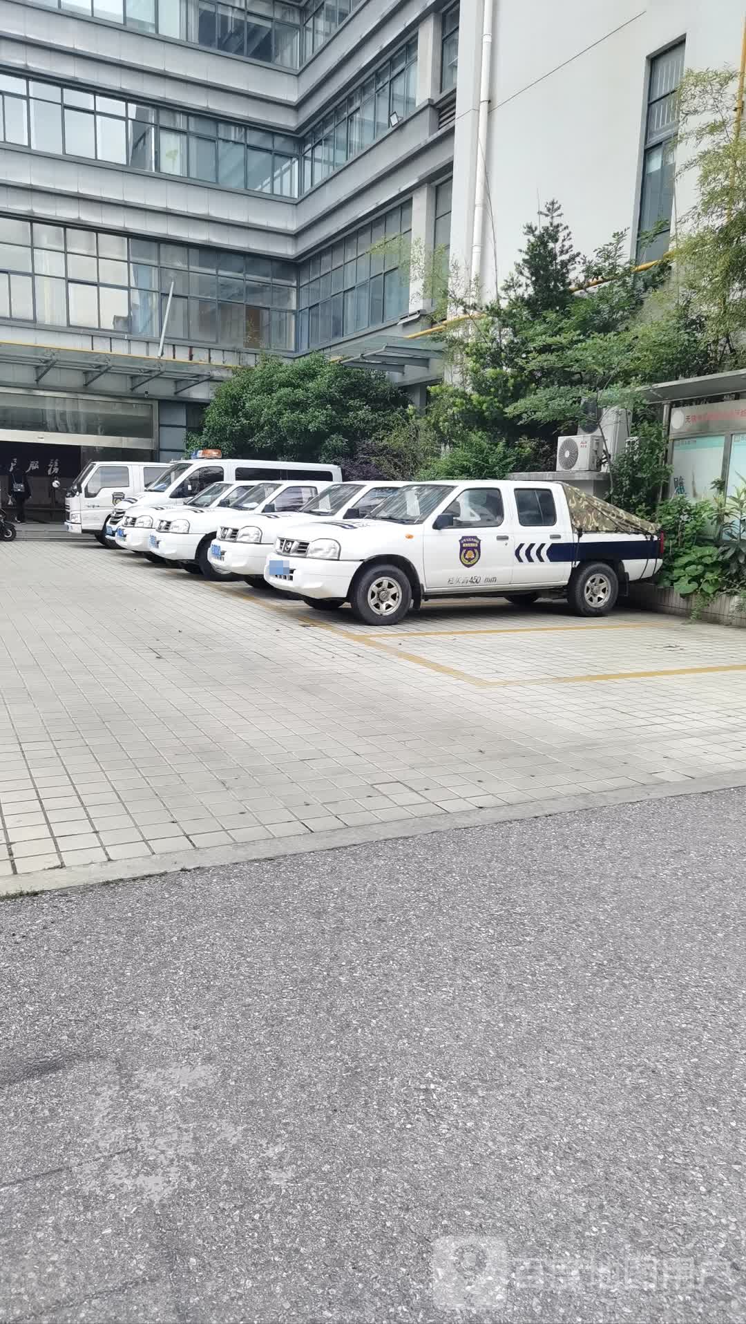 无锡市梁溪区人民政府江海街道办事处-停车场