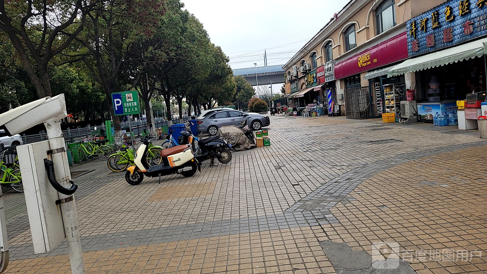 江苏省苏州市苏州工业园区唯亭街道夷亭路悬珠花园西区东门