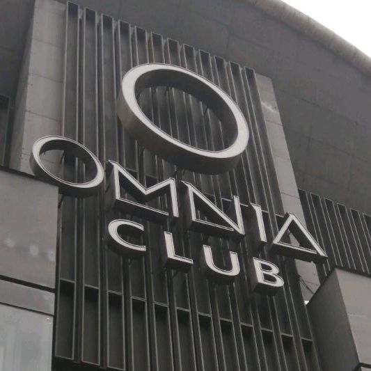 OMNIA+CLUB